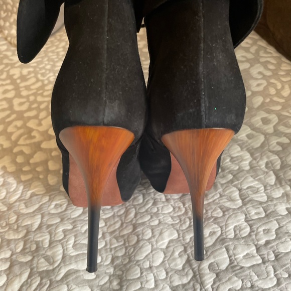 Jean-Michel Cazabat Heeled Booties - Picture 12 of 12